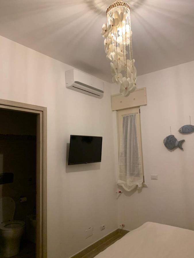 شقة Attico Galilei D. غالّيبولي المظهر الخارجي الصورة
